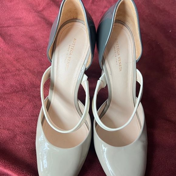 Bottega Veneta - Picture 8 of 11